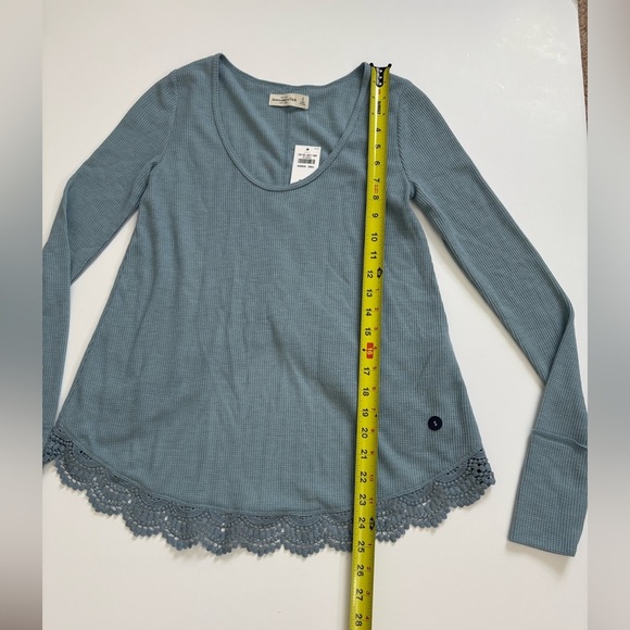 Abercrombie and Fitch Lightweight Waffle Knit Scoop
neck Sz Small New - Picture 6 of 6